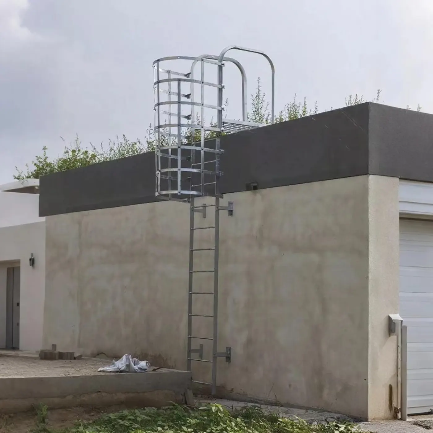 Cat ladder with walkway and safety gate configuration